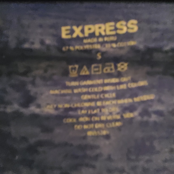 Shirt - Picture 3 of 4